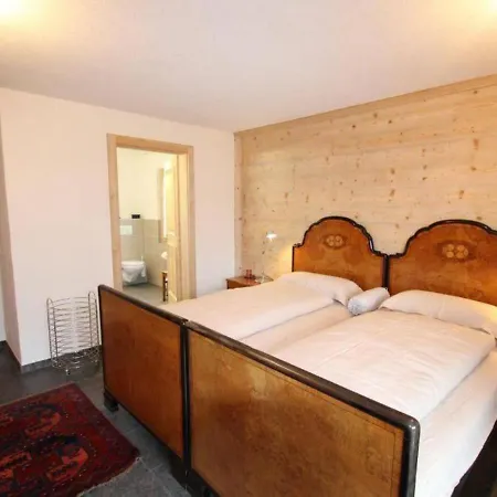 Luxury Solidage * Rougemont